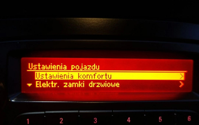 Opel Corsa cena 48899 przebieg: 95000, rok produkcji 2018 z Poddębice małe 781
